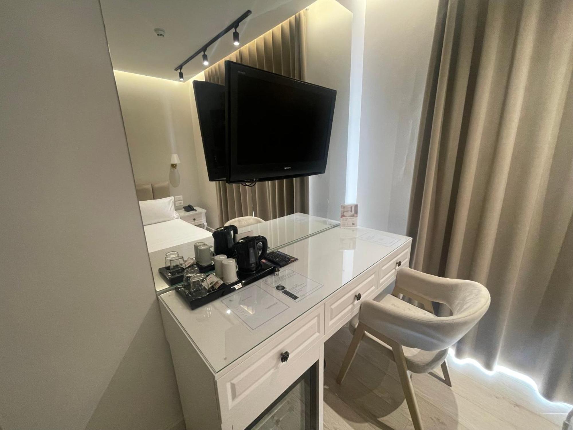 Seaside Hotel Vlore Luaran gambar